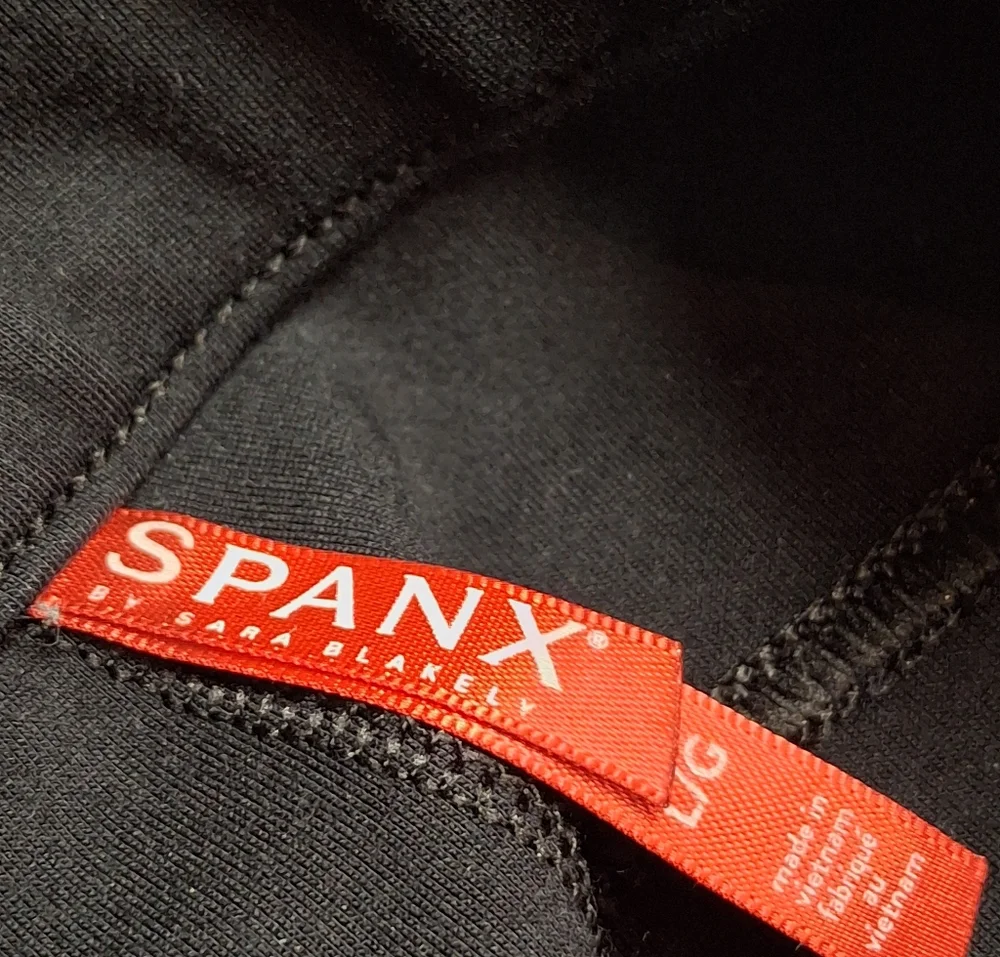 SPANX The Perfect Cropped Flare Black Ponte Pants 20260R   Women Size Large - Picture 3 of 16